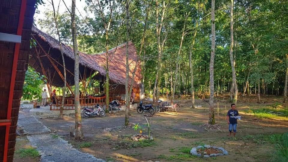 Etalauser Jungle Gate Ecoresort Bukit Lawang Exterior photo